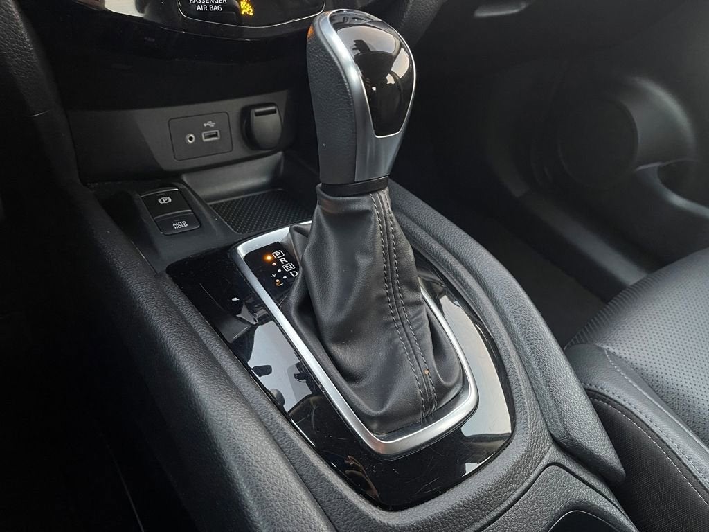 2022 Nissan Rogue Sport SL