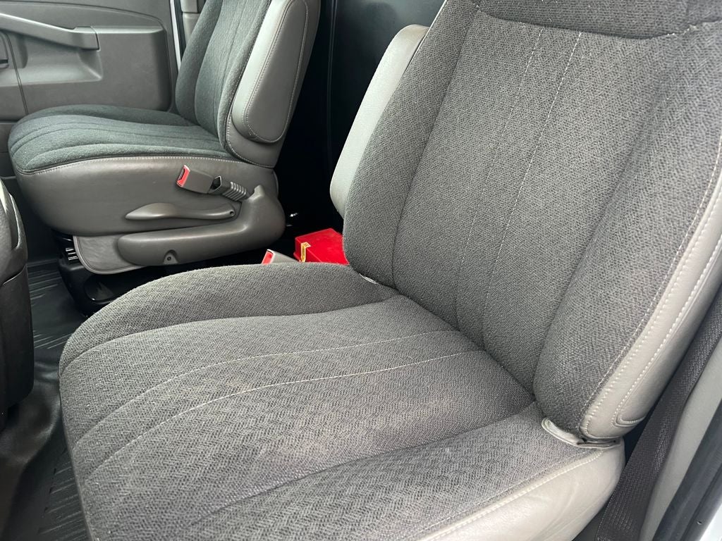 2024 Chevrolet Express Cargo 2500 WT