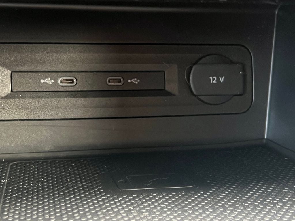 2022 Volkswagen Atlas 2.0T SE w/Technology