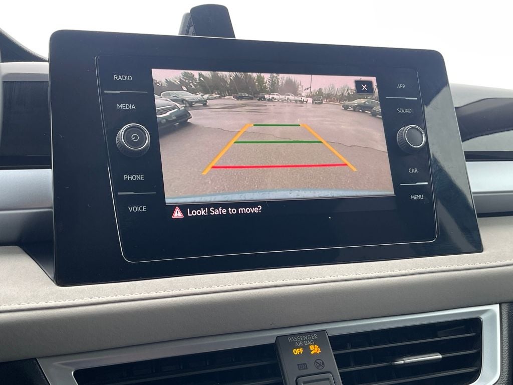 2025 Volkswagen Taos SE