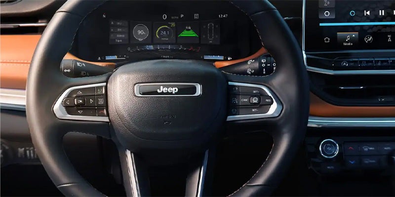 Jeep Compass steering wheel with digital dashboard display